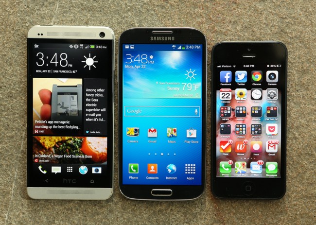Samsung-Galaxy-S4-Apple-iPhone5